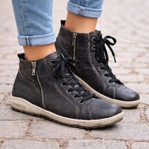 Remonte Maditta 72 High Top Zip Sneakers in Black Euro Size 36 (US 5-5.5)